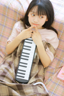 被催眠的少妇